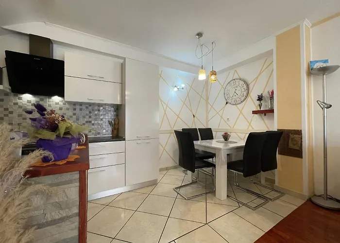Apartment Malu Pula